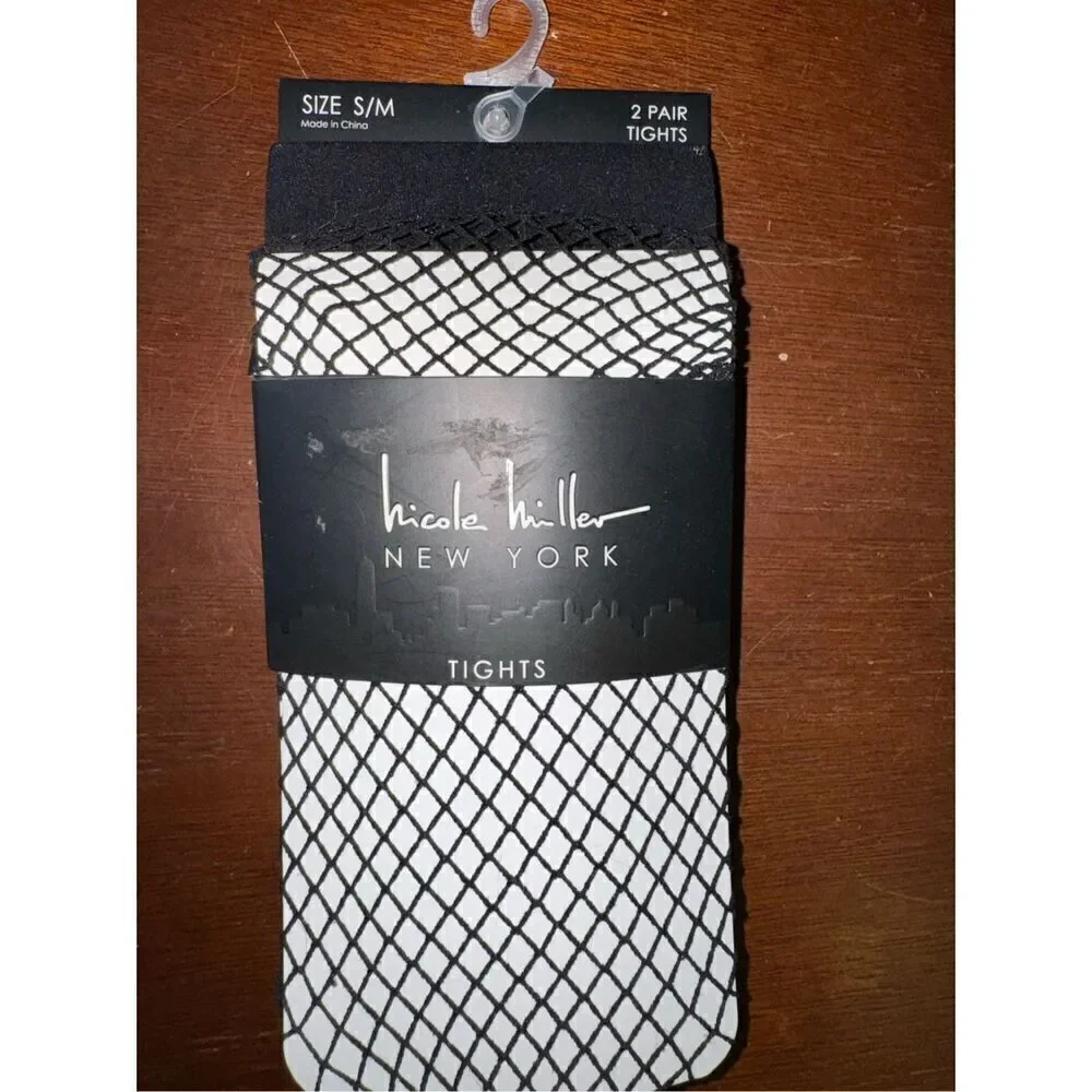 NWT Nicole miller fishnets size medium 2 pairs